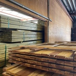 Ca. 99x Guyana Ipé Country Grade Planken Geschaafd, 18x90mm, lengte 25